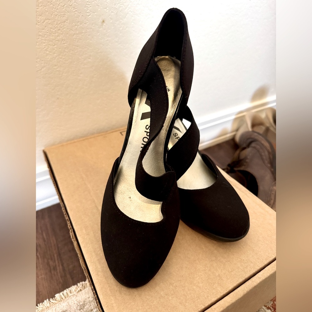 NEW Anne Klein Heels